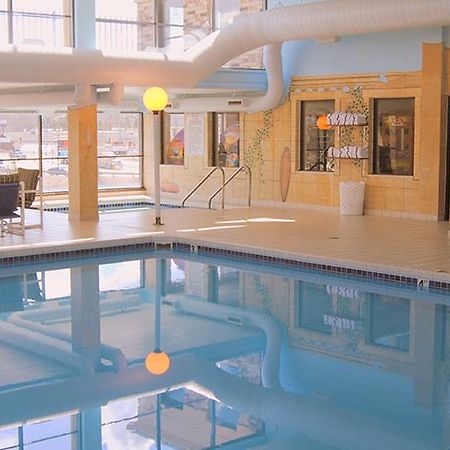 Americinn & Suites By Wyndham Baraboo Event Center Экстерьер фото