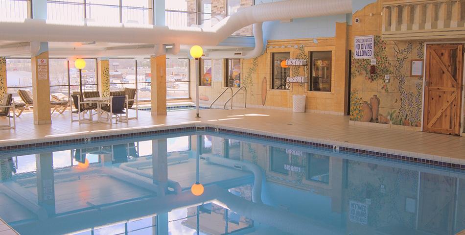 Americinn & Suites By Wyndham Baraboo Event Center Экстерьер фото
